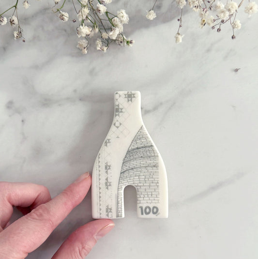 Bottle Kiln Fridge Magnet - 100 Years, Stoke-on-Trent Centenary