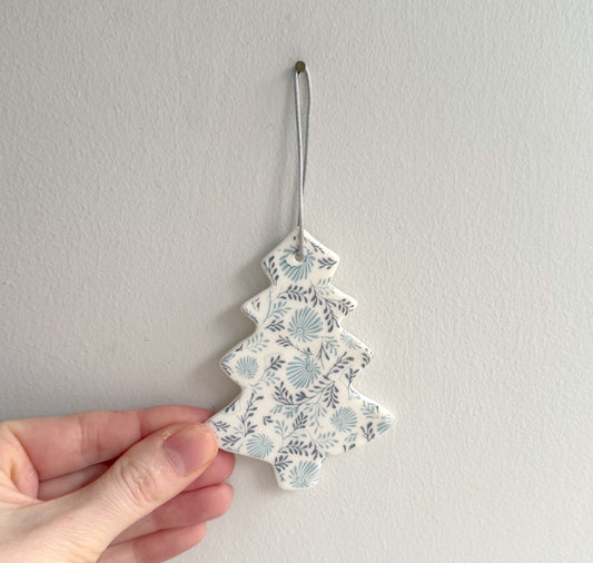 Handmade Daisy Tree Decoration 2