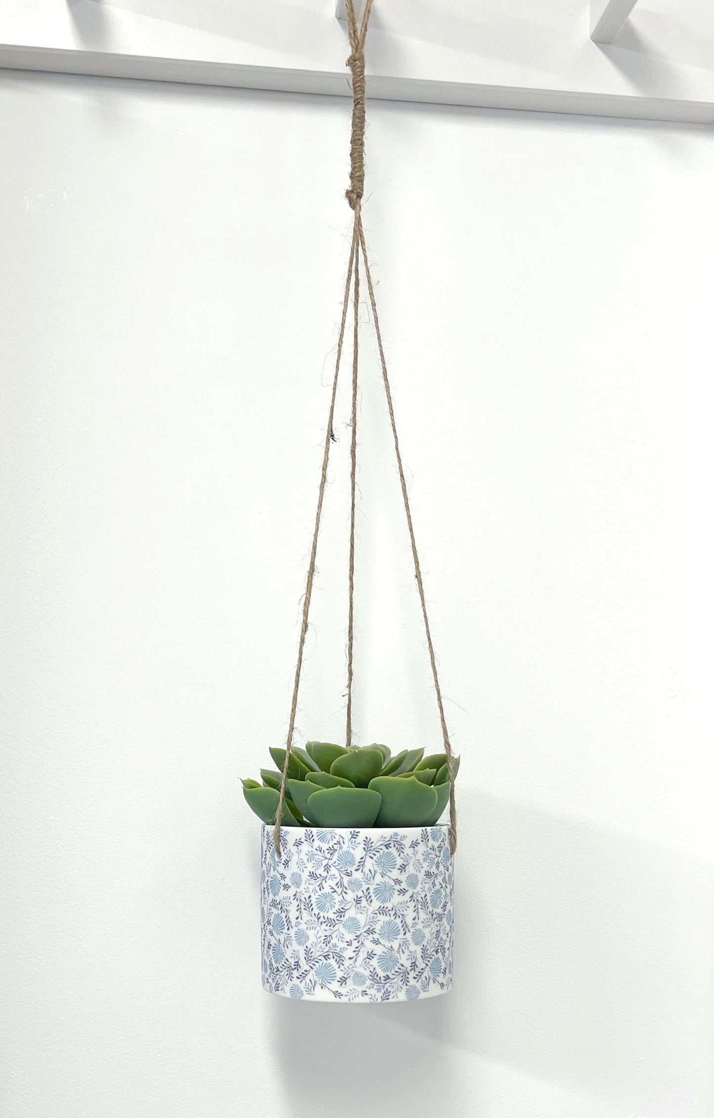 Large Hanging Planter Pot - Daisy