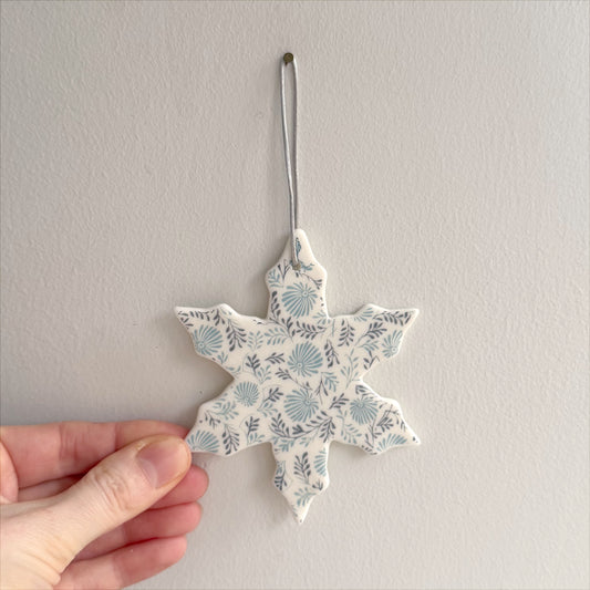 Handmade Daisy Snowflake Decoration