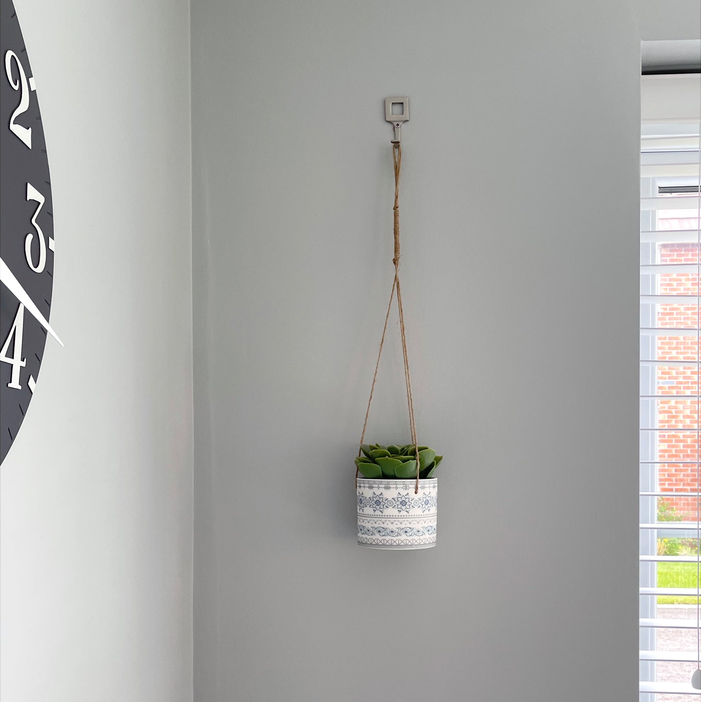 Large Hanging Planter Pot - Safflower