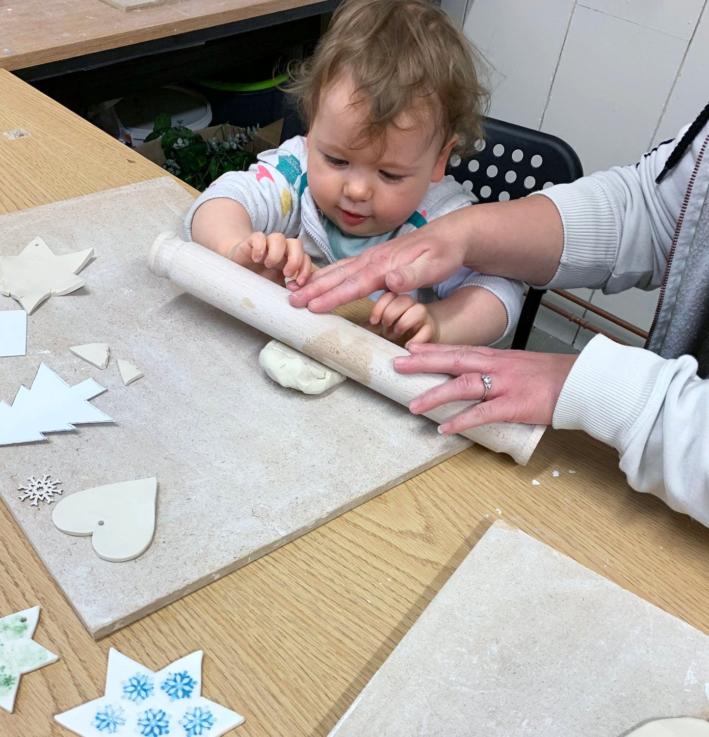 Family Christmas Workshop - Porcelain Decorations