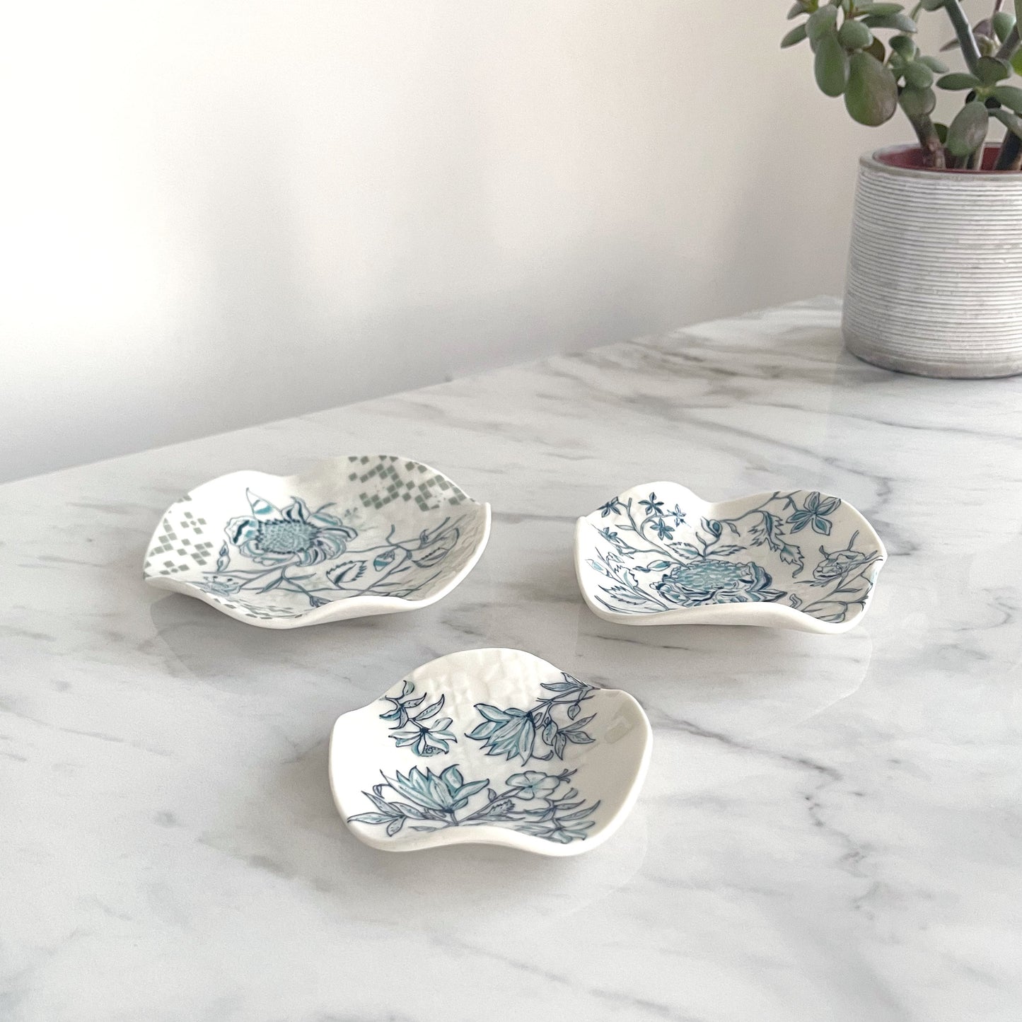 Medium Porcelain Trinket Dish/ Teabag Holder - Peony Print