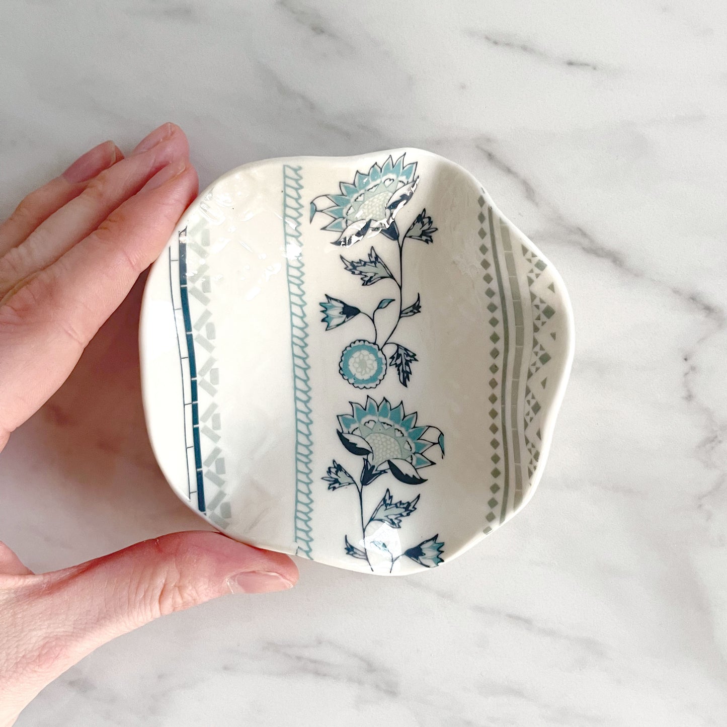 Small Porcelain Jewellery/Trinket Dish - Jasmine Print