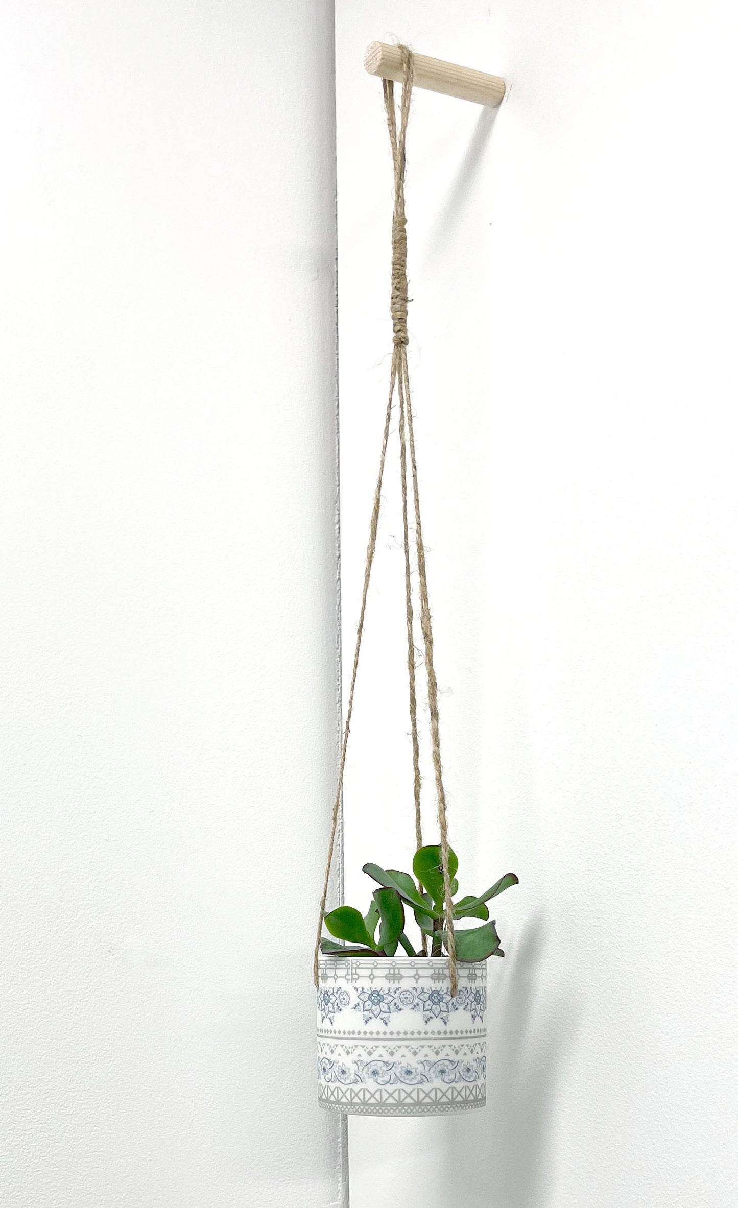 Hanging Planter Pot - Safflower