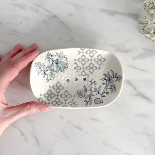 Azalea Porcelain Soap Dish