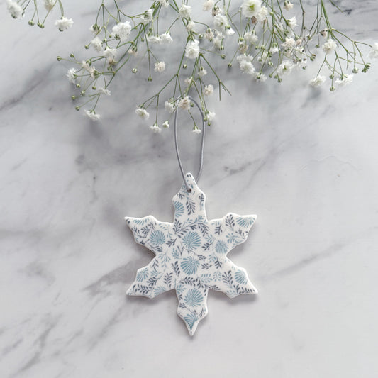 Handmade Daisy Snowflake Decoration 2