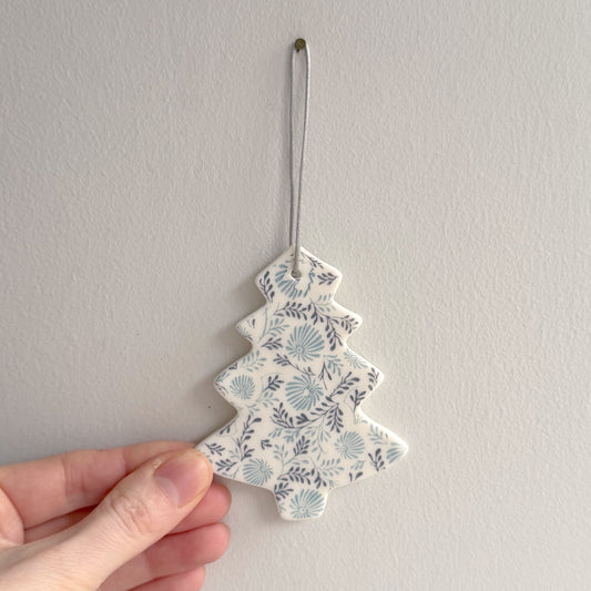 Handmade Daisy Tree Decoration 1