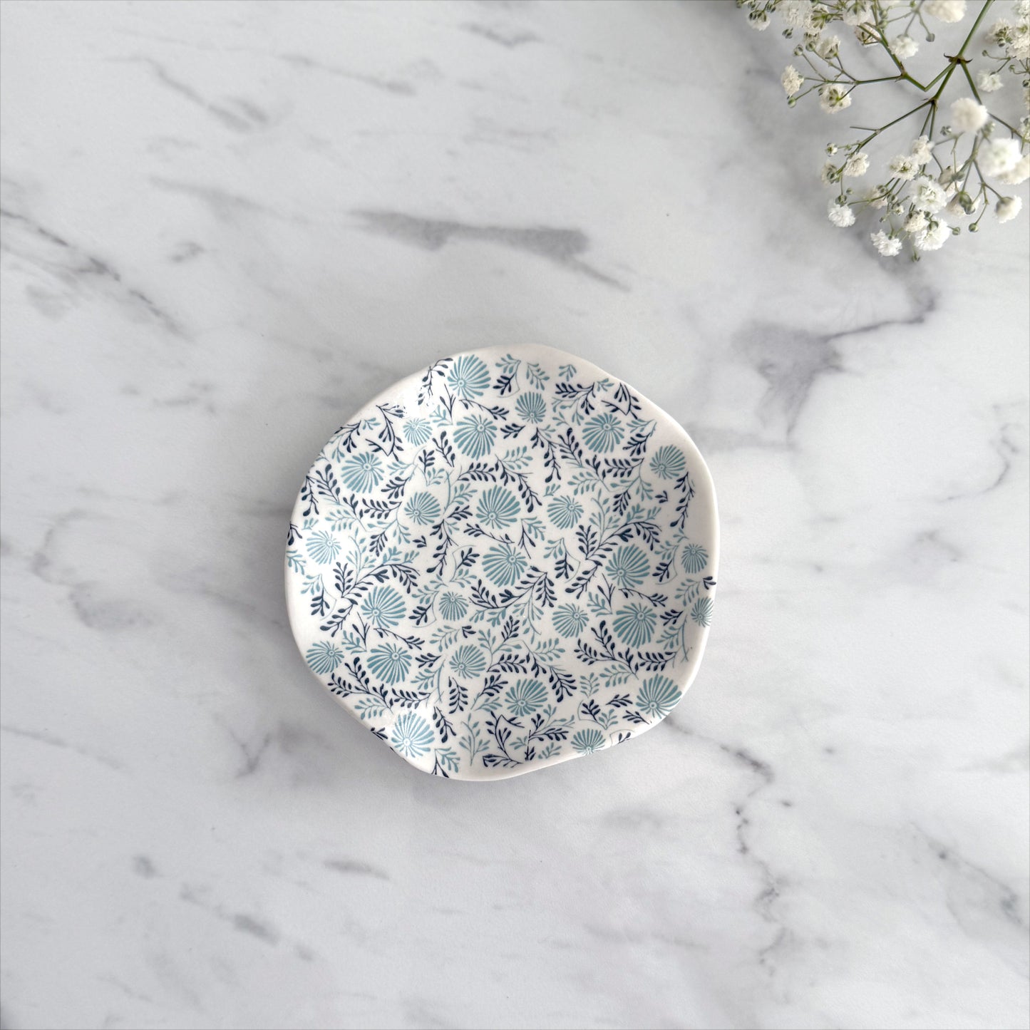 Medium Porcelain Jewellery/Trinket Dish - Daisy Print