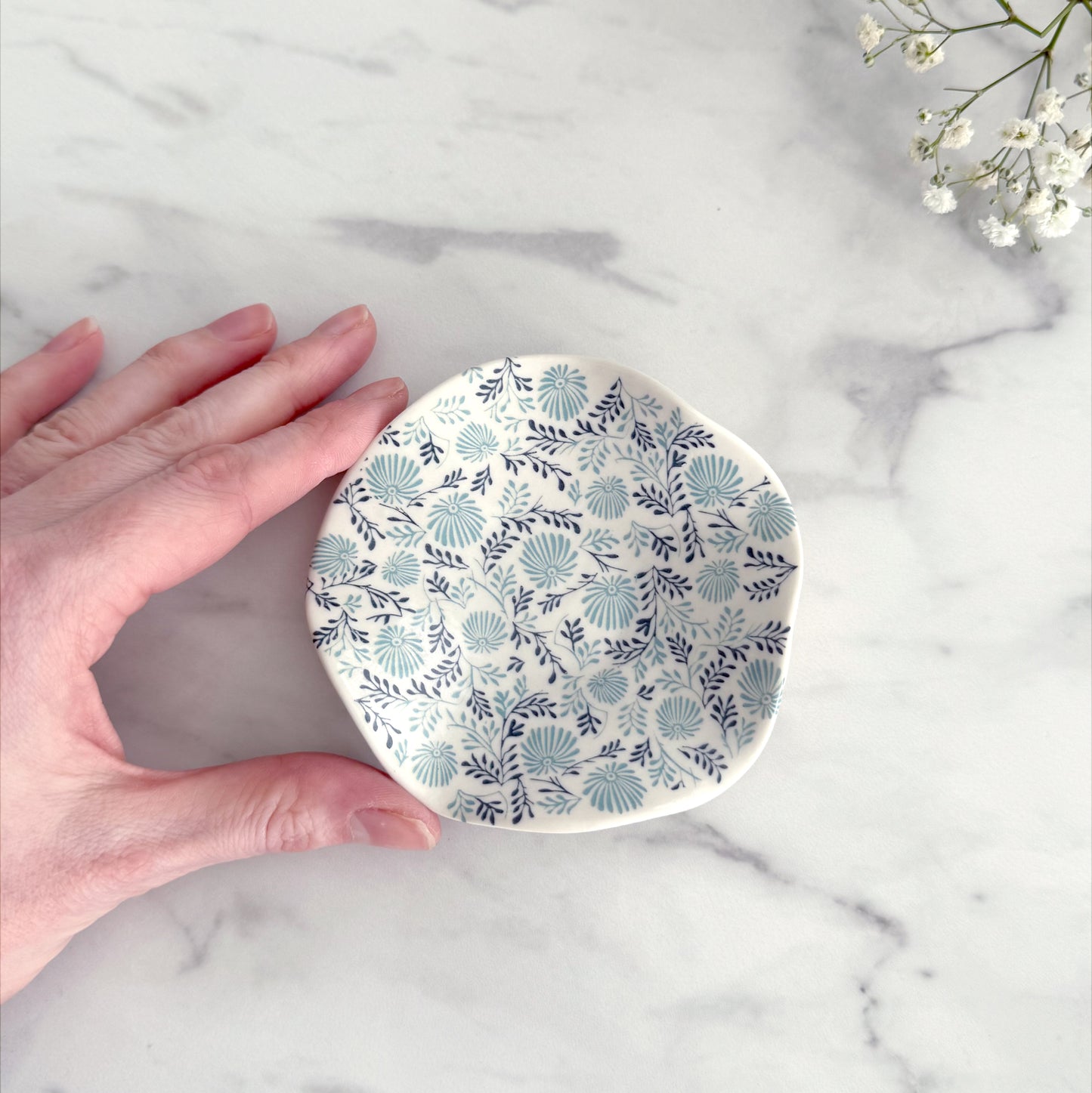 Small Porcelain Jewellery/Trinket Dish - Daisy Print