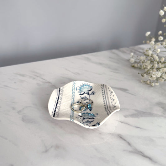 Small Porcelain Jewellery/Trinket Dish - Jasmine Print