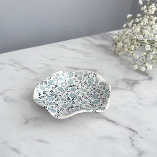 Medium Porcelain Jewellery/Trinket Dish - Daisy Print
