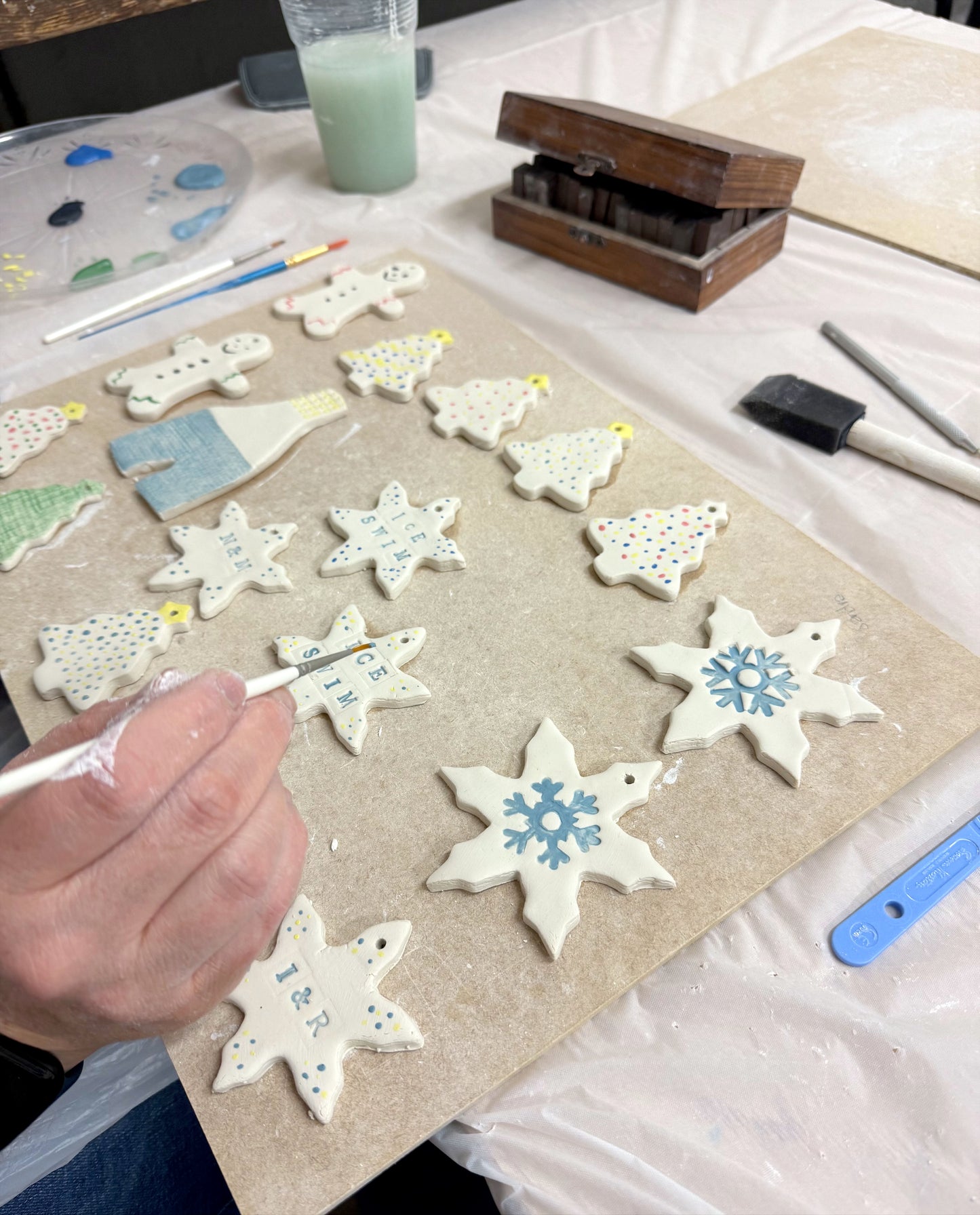 Porcelain Christmas Decoration & Garland Workshop