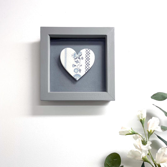 Framed Porcelain Heart - Jasmine
