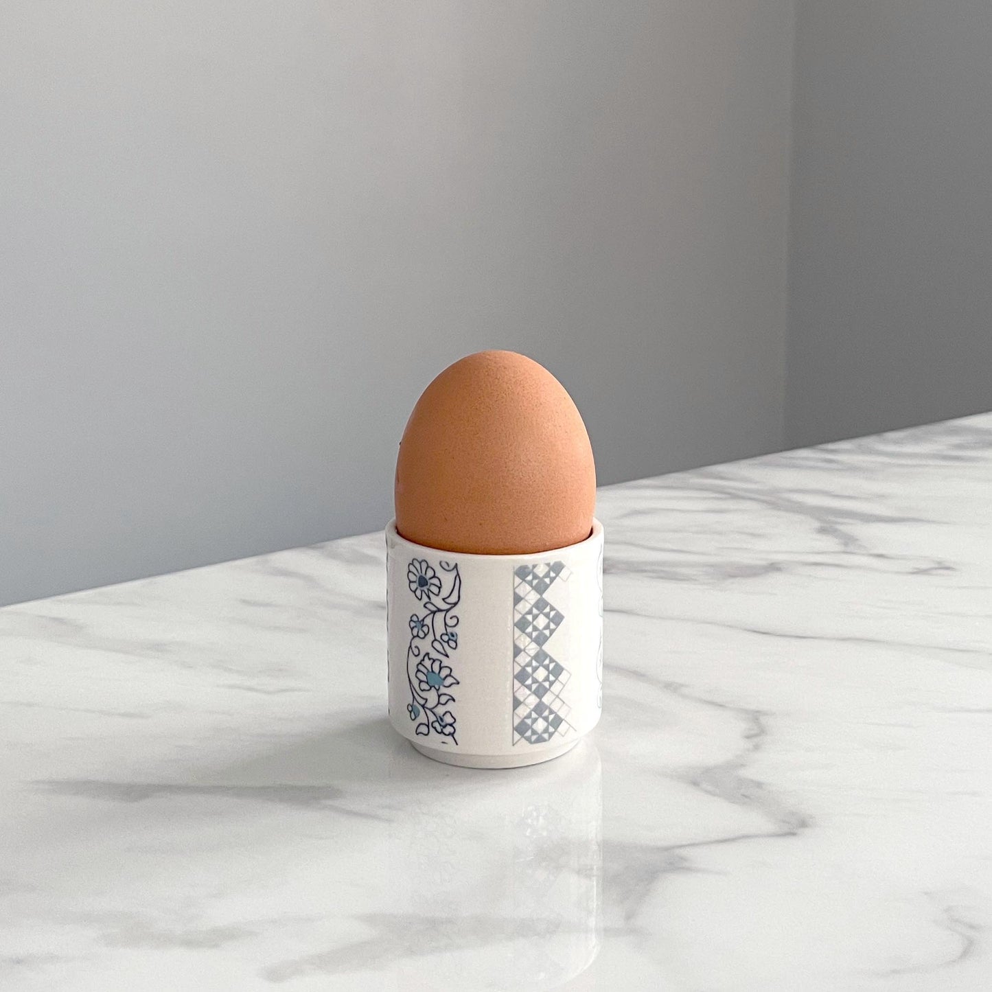 Porcelain Egg Cup - Jasmine Design