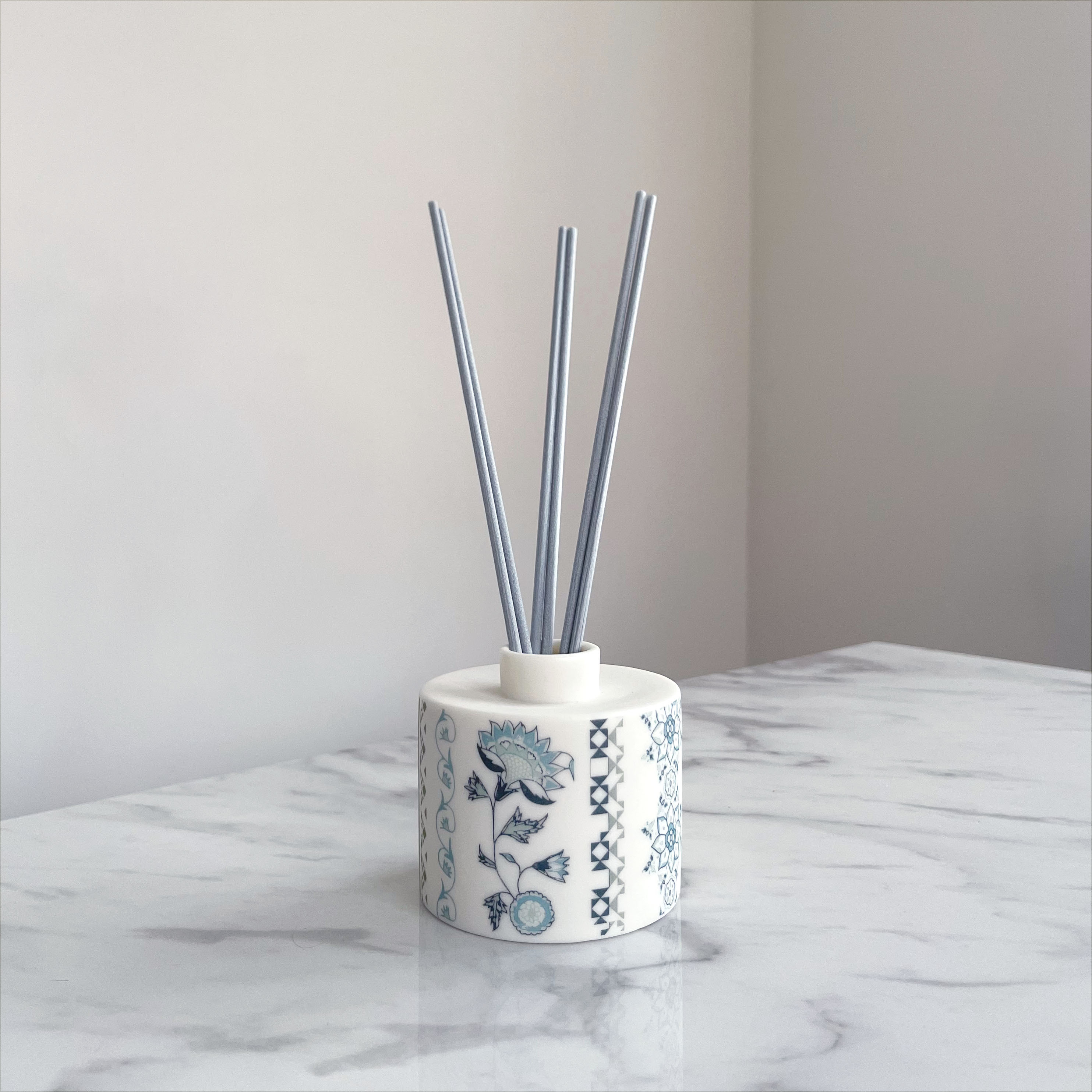 Reed Diffuser Pot - Jasmine Design – Alex Allday Ceramics